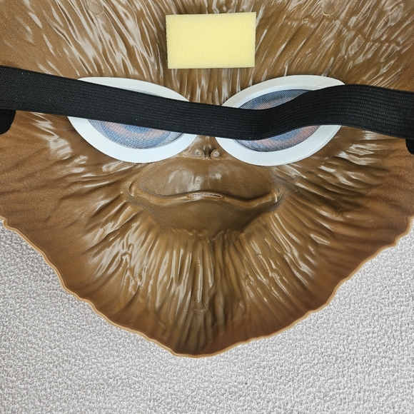 Spirit Halloween Gremlins Gizmo Half Mask Adult OS Plastic 2022 Brown Cosplay - Picture 10 of 12